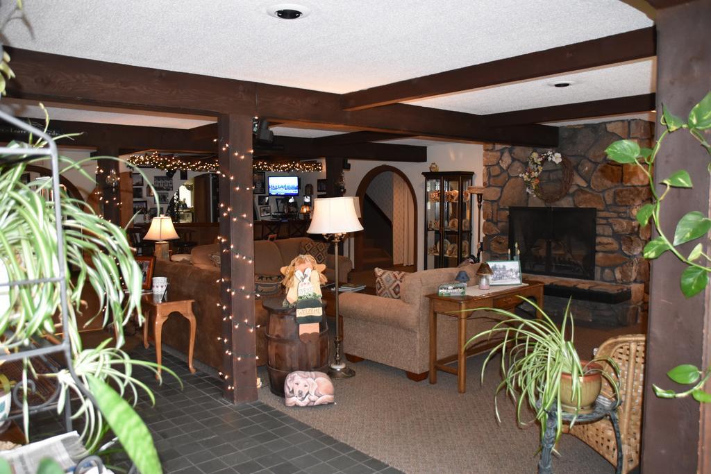 Olympia Lodge Manchester Center Екстер'єр фото