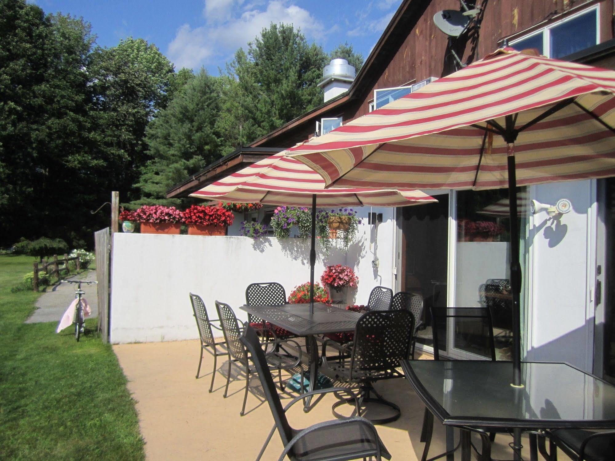 Olympia Lodge Manchester Center Екстер'єр фото